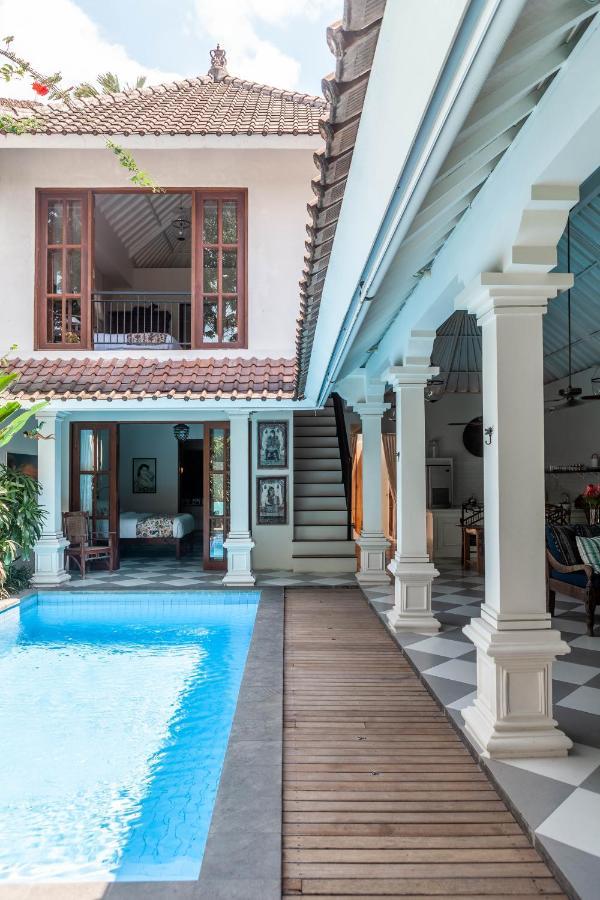 Villa Seni Семиньяк Экстерьер фото